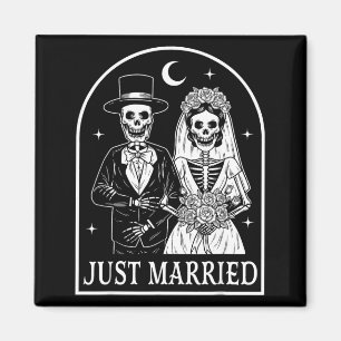 Married skeleton couples groom bride gothic magnet