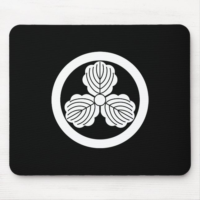 Maru ni Mitsukashiwa Mouse Pad (Front)