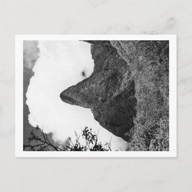 Maui, Hawaii - The Needle of Iao Valley Postcard (Front)