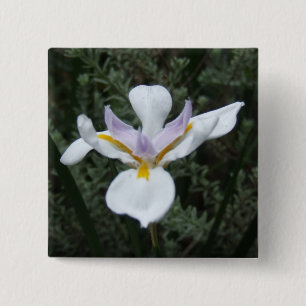 MAUVE IRIS FLOWER BADGE