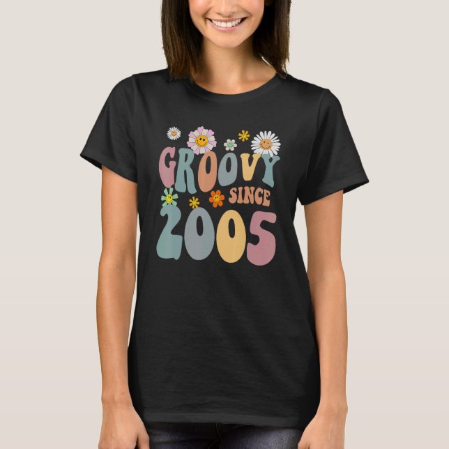 Mb Groovy Since 2005 Retro Hippie Flower 17th Birt T-Shirt (Front)