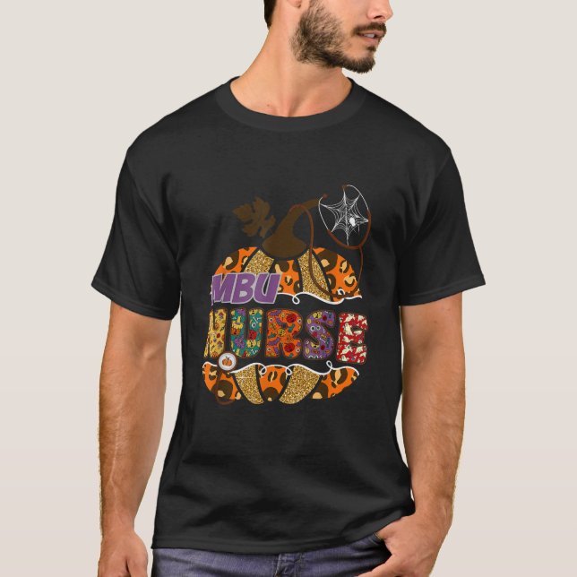 MBU Nurse Stethoscope Nursing Halloween Pumpkin Le T-Shirt (Front)