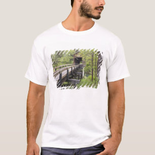 McKee covered bridge, Jacksonville, Oregon T-Shirt