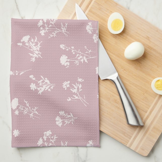 Meadow wild flower delicate pattern blush tea towel (Quarter Fold)