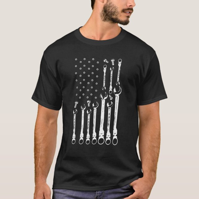 Mechanic Flag American Patriotic Flag Car Mechanic T-Shirt (Front)