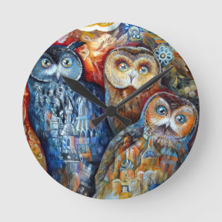 Mediaeval owls round clock