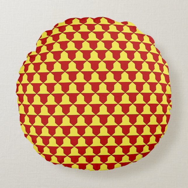 Mediaeval Red Yellow Ferrer Derby Heraldic Pattern Round Cushion (Front)