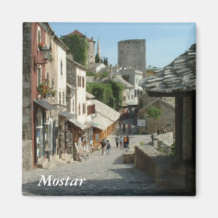 Mediaeval Street Magnet