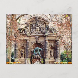 Medici Fountain in Autumn (Luxembourg Gardens) Postcard