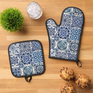 Mediterranean Tiles, Portuguese, Azulejo, Majolica Oven Mitt & Pot Holder Set