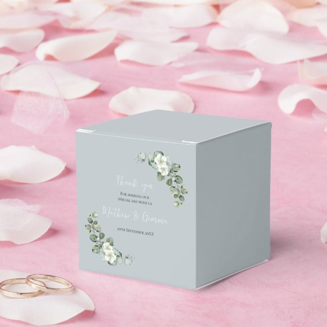 Medium Modern eucalyptus Wedding Favour Box (Wedding)
