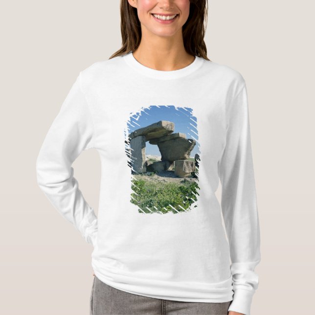 Megalith, prehistoric T-Shirt (Front)