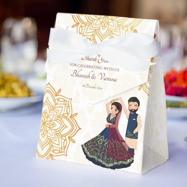 Mehndi & sangeet manadala and cute Indian couple Favour Box (Mehndi & sangeet manadala and cute Indian couple Favor Box)