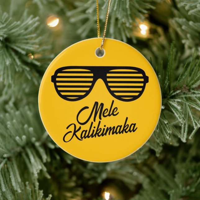 Mele Kalikimaka funny sunglasses Hawaii Christmas Ceramic Ornament (Tree)