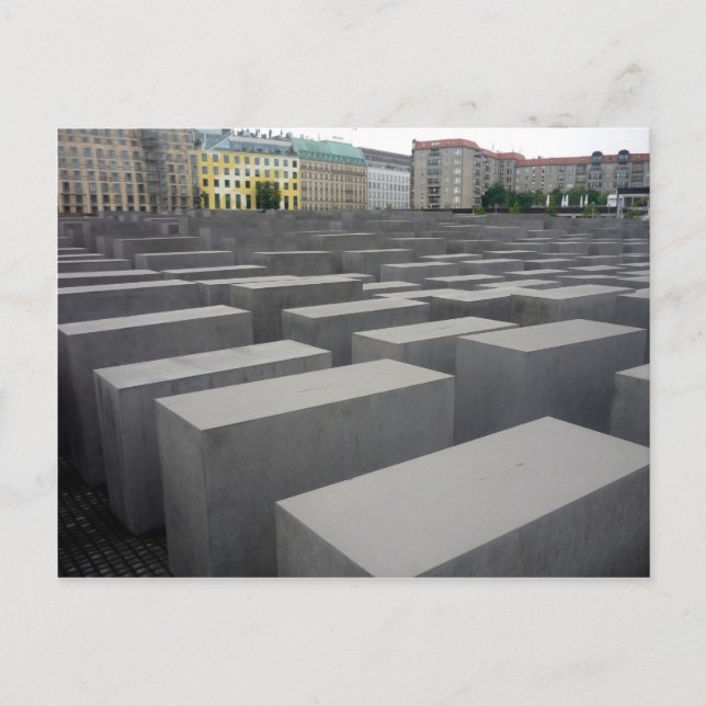 memorial field berlin postcard (Front)