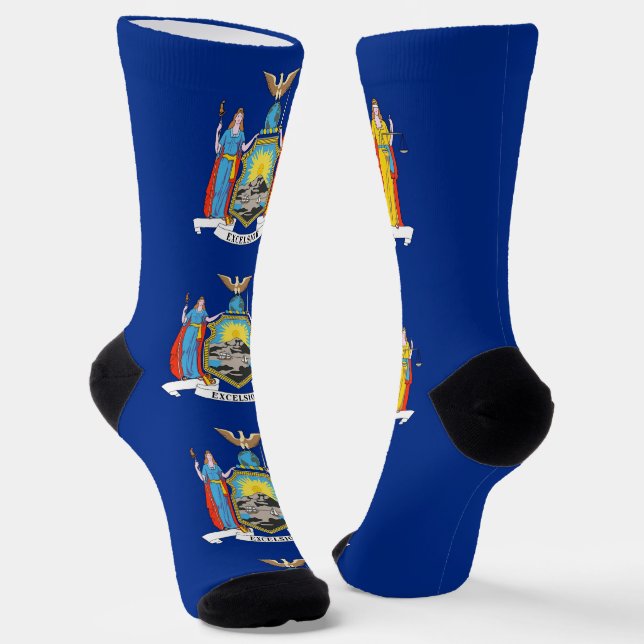 Men crew socks with flag of New York (Angled)