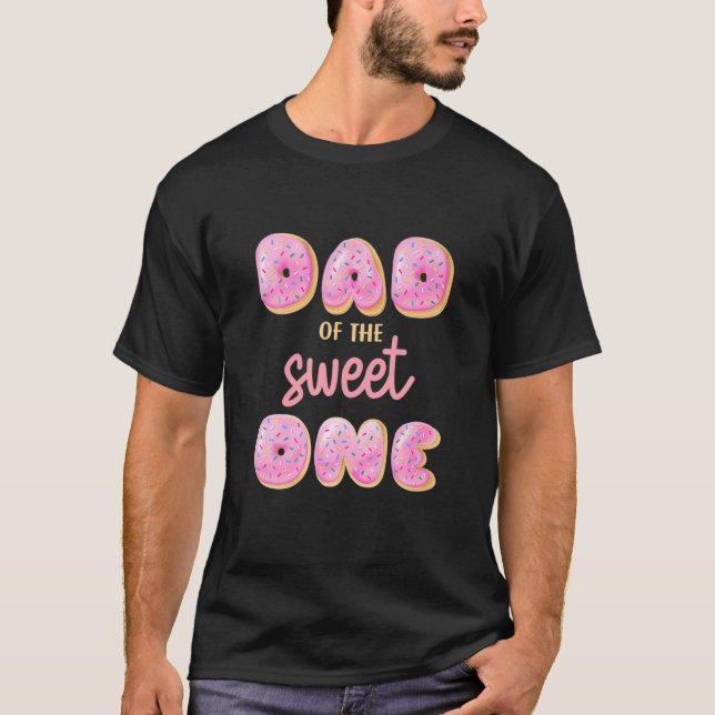 Men Dad Of Sweet One First Birthday Matching Famil T-Shirt (Front)