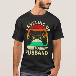 Men Gamer Engagement Groom Wedding Levelling Up To T-Shirt
