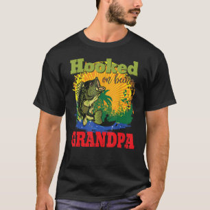 Men s Hooked On Being A Papa Quote Fishing Grandp T-Shirt