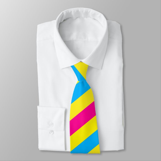 Men Tie (Tied)