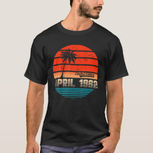 Men Women Vintage 1962 Hawaiian BDAY Party - 60 Ye T-Shirt