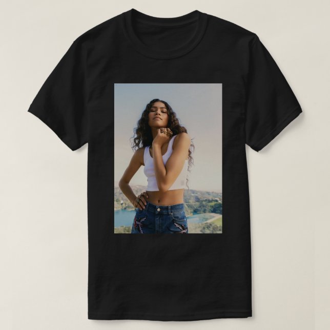 Men Women Zendaya Cute Graphic Gift T-Shirt (Design Front)