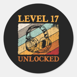 Mens 17th Birthday Boys Video Gamer Level 17 Unloc Classic Round Sticker