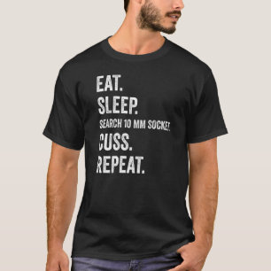 Mens Auto Mechanic Funny Garage Fix Cars Mechanic  T-Shirt
