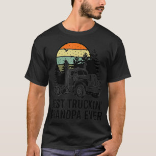 Mens Best Truckin Grandpa Ever 18 Wheeler Trucker T-Shirt