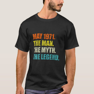 Mens Born May 1971 Vintage 50Th Birthday Cool The T-Shirt