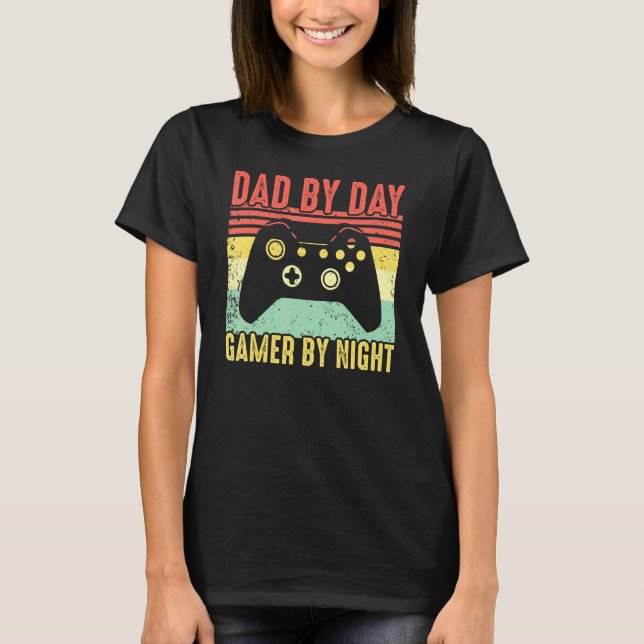 Mens Dad By Day Gamer By Night Nerdy Father Video  T-Shirt (Front)