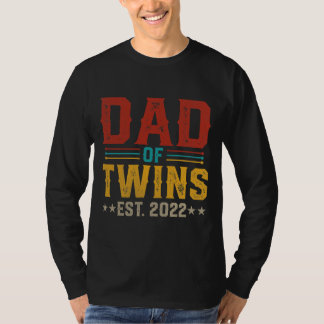 Mens Dad of Twins 2022 Retro Vintage Twin Baby T-Shirt