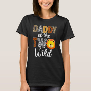 Mens Daddy of the Two Wild Dad Baby Lion 2nd Birth T-Shirt