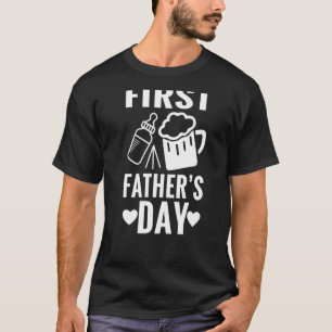 Mens First Fathers Day Beer Baby Bottle Dad Daddy T-Shirt
