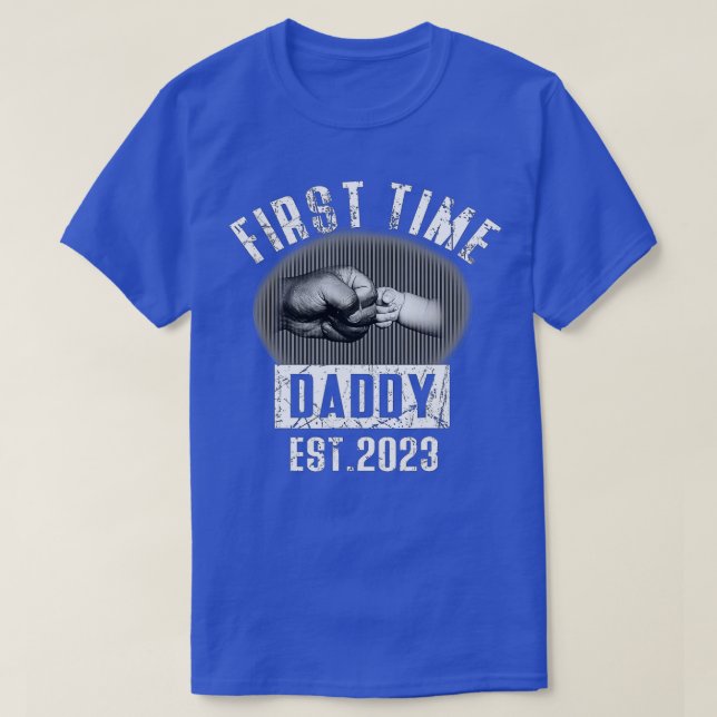 Mens First Time Daddy Proud New Dad Est 2023 Fathe T-Shirt (Design Front)