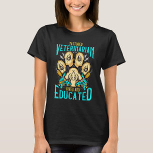 Mens Funny Tattoo Lover Vet Tattooed Veterinarian T-Shirt