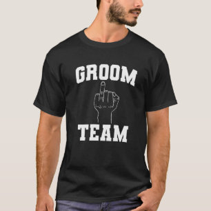 Mens Honeymoon Bachelor Finger Ring Hubby Team Gr T-Shirt