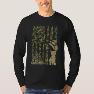 Mens Hunting American Flag Camo Hunter Dad Duck T-Shirt