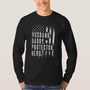 Mens Husband Daddy Protector Hero  Vintage Fathers T-Shirt