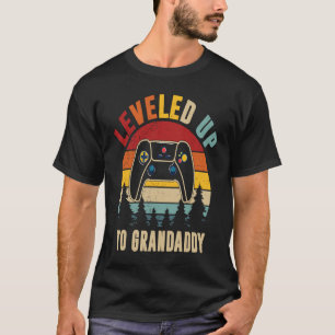 Mens Levelled Up To Grandaddy Video Gamer Father's T-Shirt
