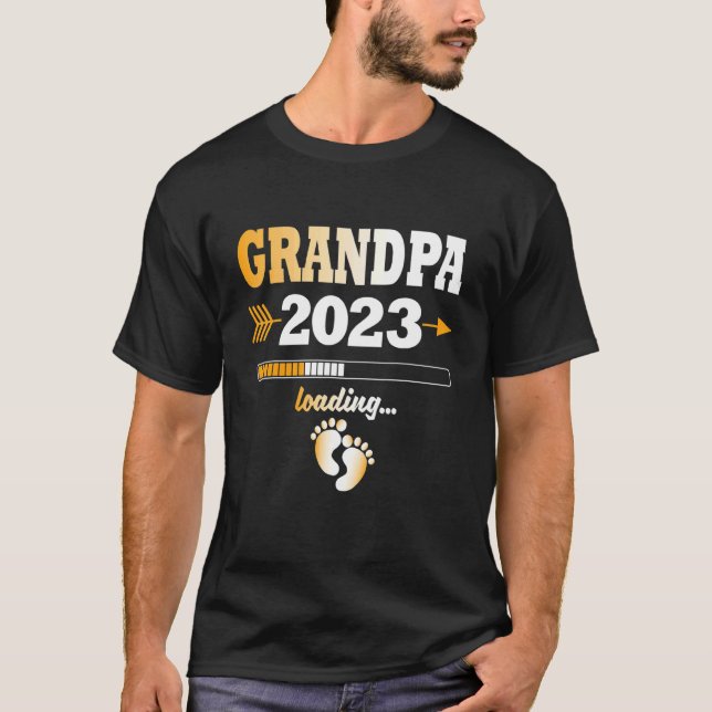 Mens Men Grandpa 2023 Loading Expectant Grandparen T-Shirt (Front)
