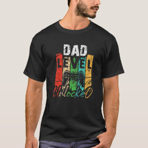 Mens Pregnancy Announcement Dad Level Unlocked Coo T-Shirt