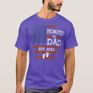 Mens Promoted To Dad Est 2023  American Flag Pregn T-Shirt