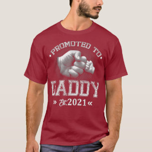 Mens Promoted To Daddy 2021 soon to be New Dad T-Shirt