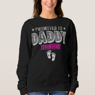 Mens Promoted To Daddy 2023   New Baby Family Tee