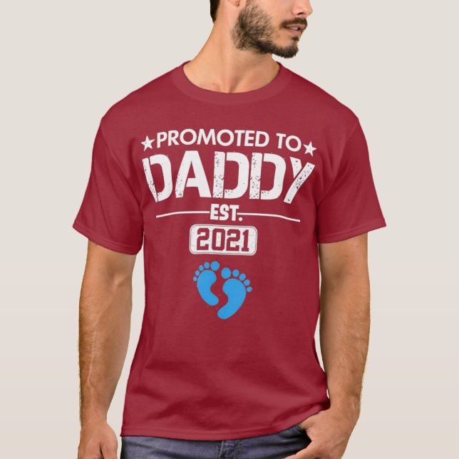 Mens Promoted to Daddy Boy 2021 Soon to be Dad T-Shirt (Front)