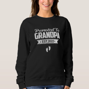 Mens Promoted To Grandpa 2022 For New Daddy Father Sweatshirt