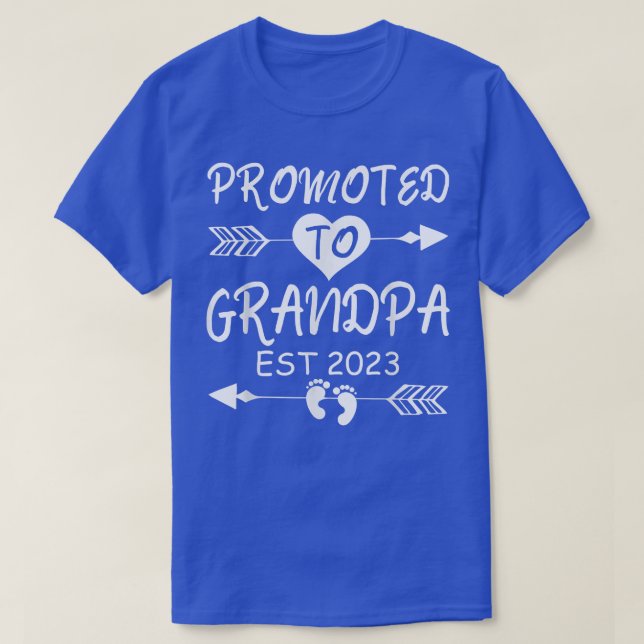 Mens Promoted To Grandpa Est 2023 Pregnancy Reveal T-Shirt (Design Front)