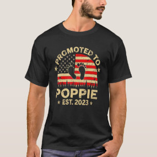 Mens Promoted To Poppie 2023 First Time Fathers Da T-Shirt