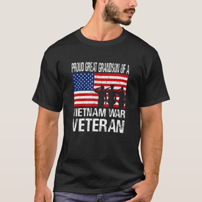 Mens Proud Great Grandson of a Vietnam War Veteran T-Shirt (Front)
